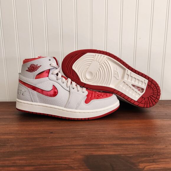 Air Jordan 1 Size 8 Zoom Comfort 2 High Valentine's Day New - Picture 9 of 13